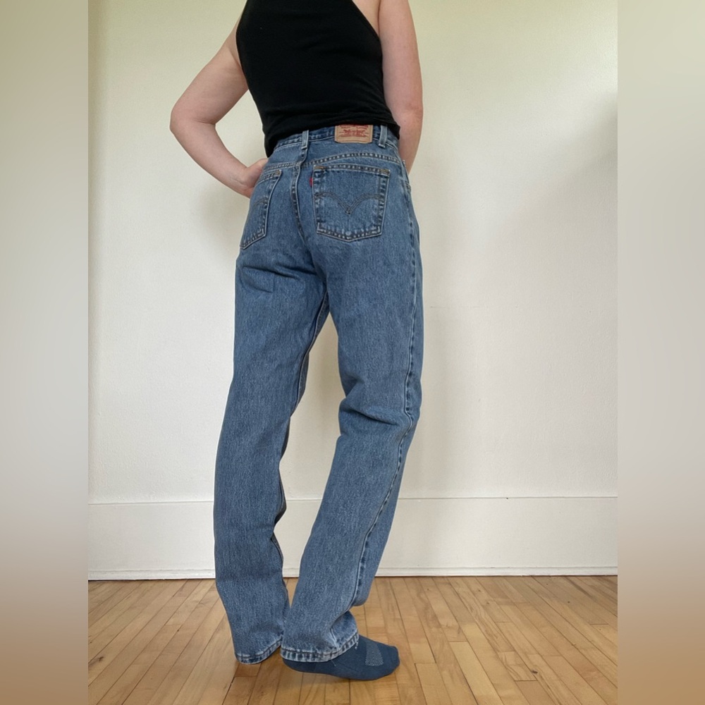 Vintage Levi's Blue Relaxed Tapered Jeans with Red Tab
